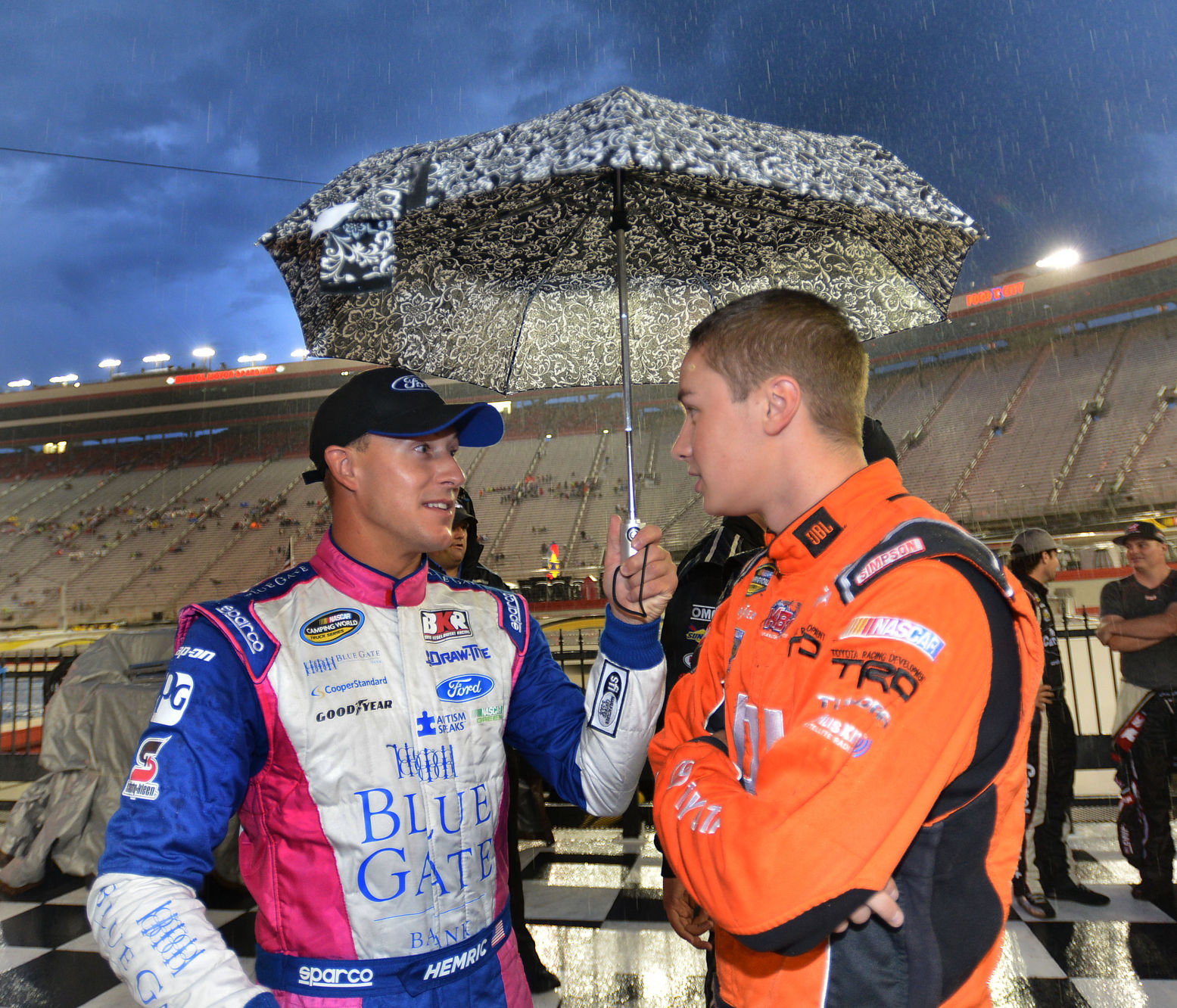 Kyle Busch completes Bristol sweep with 20th win at track Kyle Busch completes Bristol sweep with 20th win at track