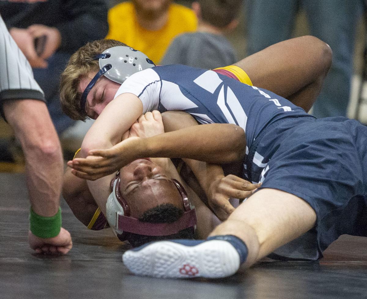 Prep Wrestling Lebanon S Logan Smith Ends Cressel Classic Curse