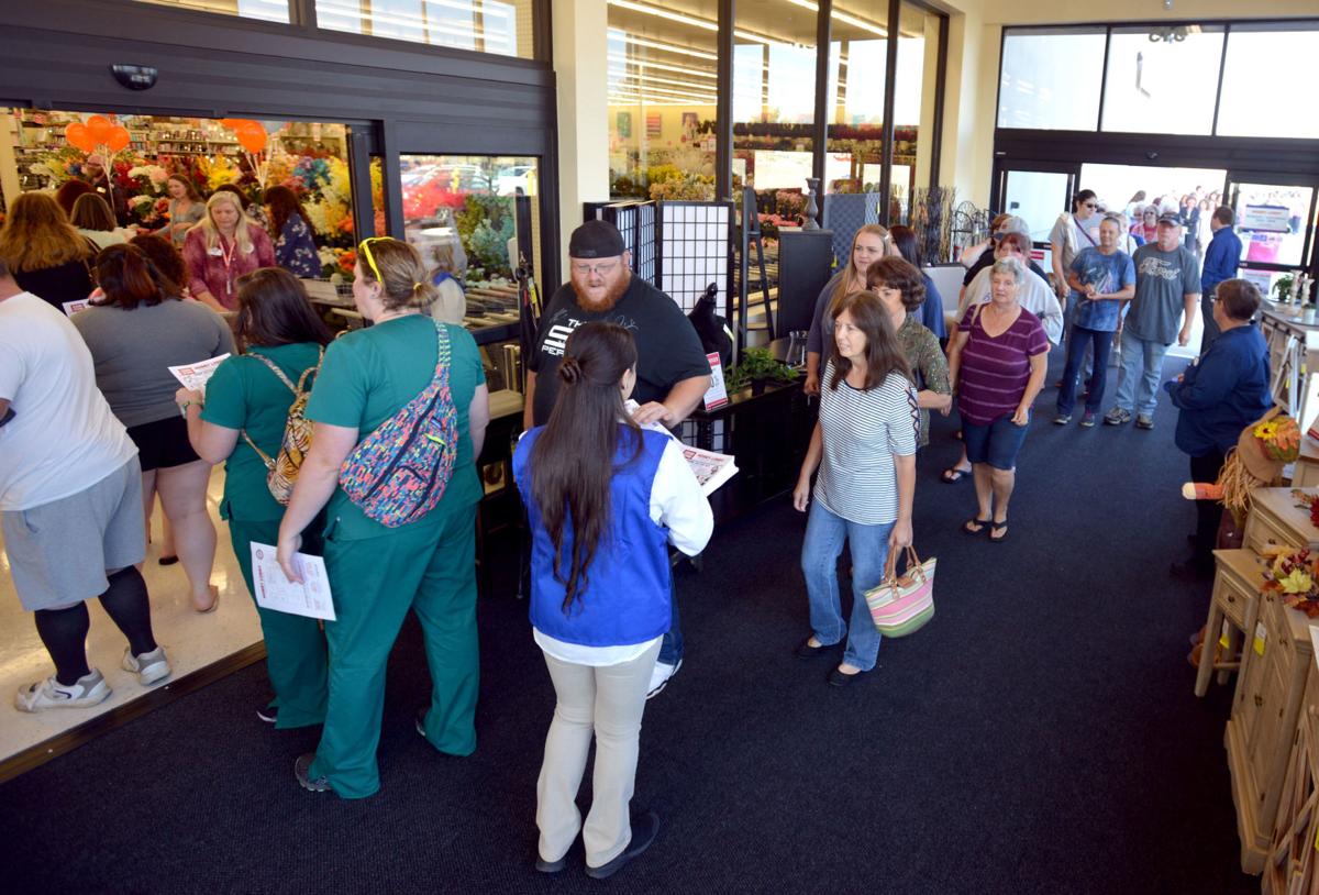 Hobby Lobby Marks Grand Opening At The Falls Center News Hobby Lobby