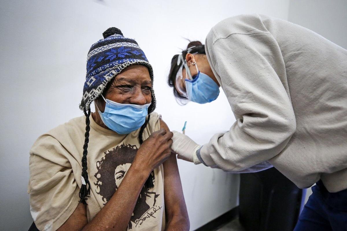 OPED-CORONAVIRUS-US-VACCINATIONS-EDITORIAL-LA