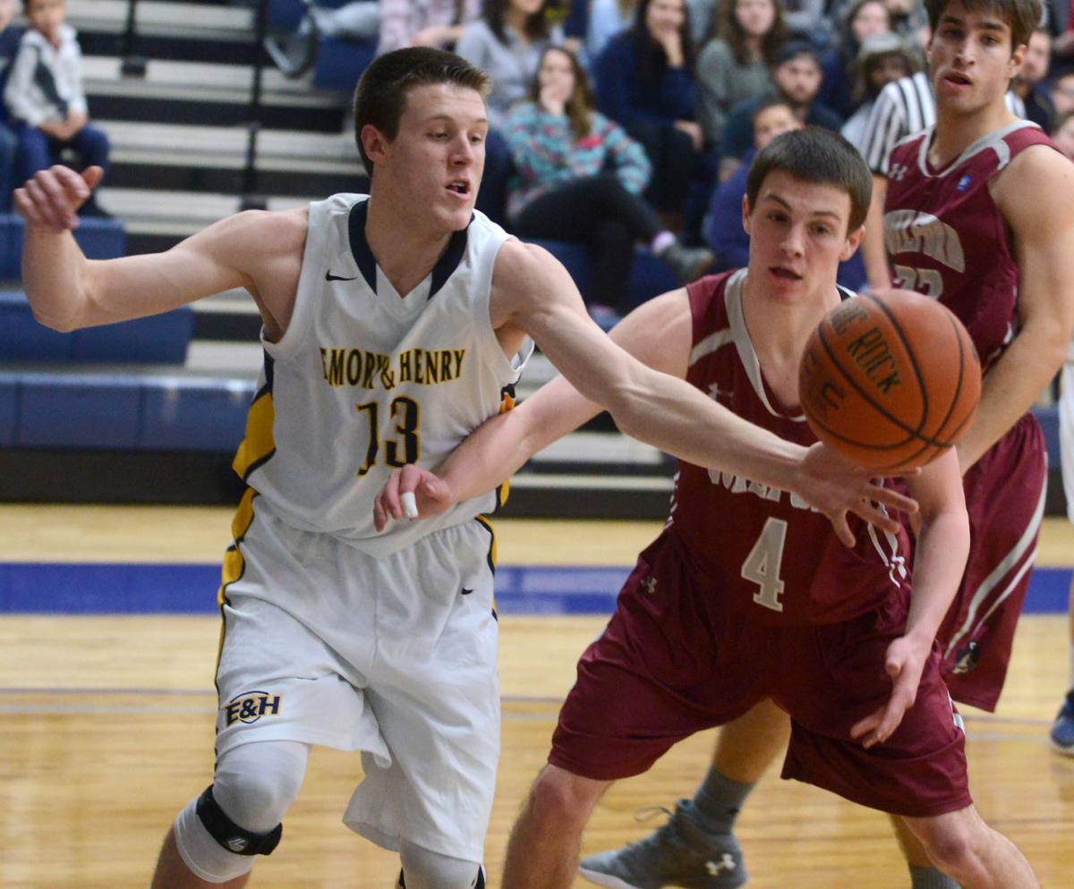 Wasps Hit A Road Bump Sports Heraldcourier Com