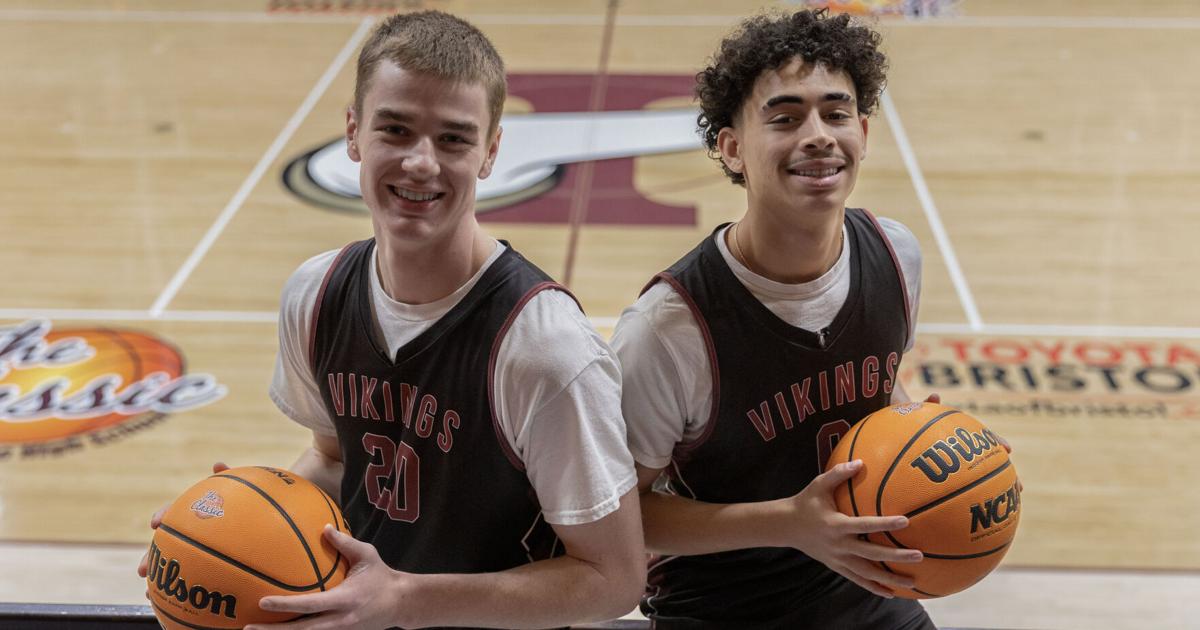 Howard Reed Senior Braden Howard, Reed Miller cap careers with state bid