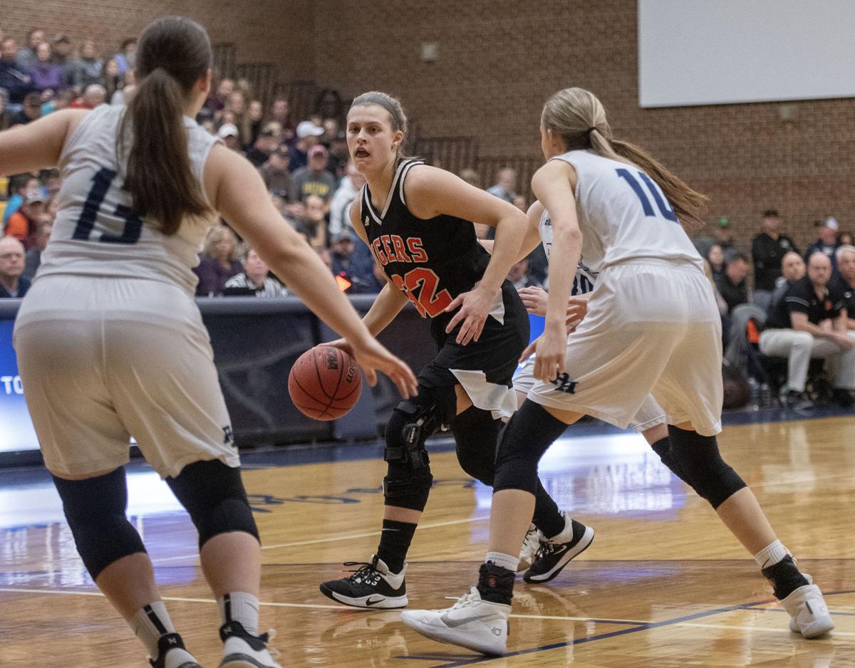 PREP BASKETBALL Honaker shows no signs of slowing down