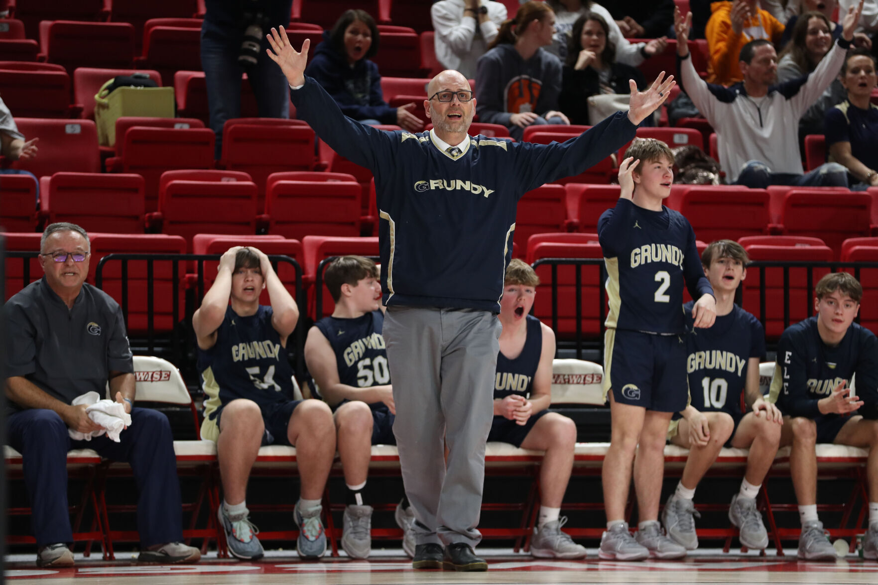 Brian Looney Resigns as Grundy High Boys Basketball Coach After 8 Seasons: Successor Named, Record & Achievements Highlighted