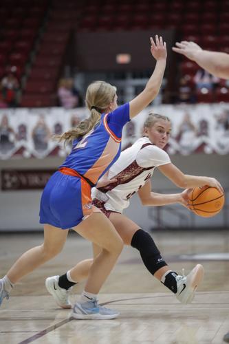 Tennessee High tops Volunteer in Doc Maples Holiday Hoops