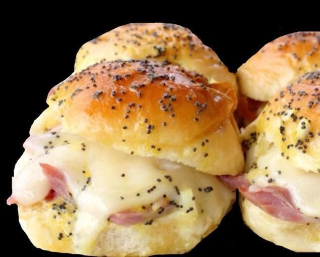 Ham Roll Recipe With Poppy Seeds Hawaiian Roll Ham Sliders | Flavor | heraldcourier.com