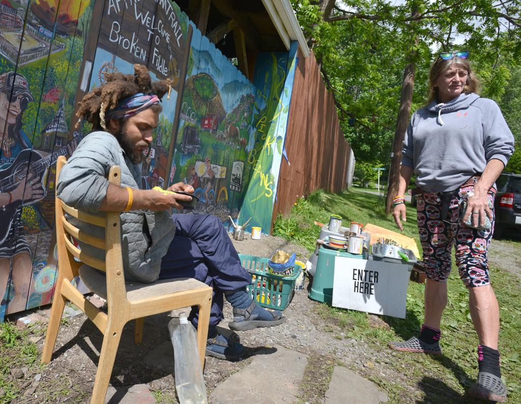 Following Deadly Attacks Damascus Prepares For Trail Days Event