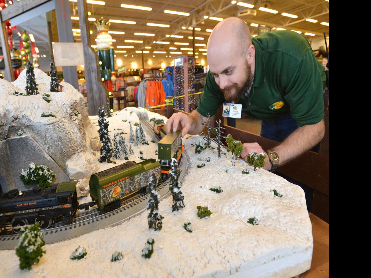 Bass Pro Shop Previews Santa S Wonderland Local News