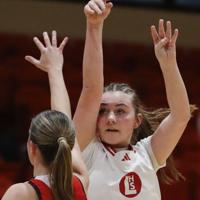 Ali Beck stars as Lebanon vanquishes Marion in SWD playoff