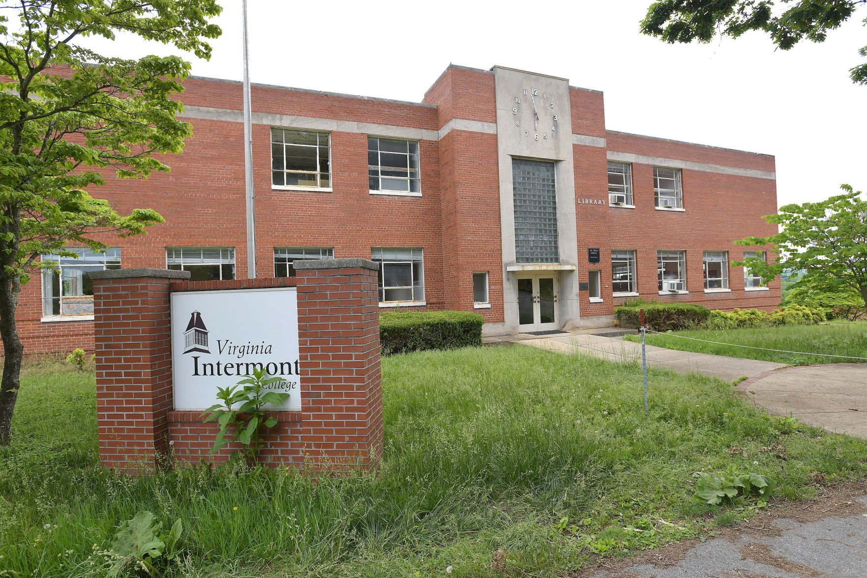 Pieces Of The Past: Virginia Intermont College Remains Empty 4 Years ...