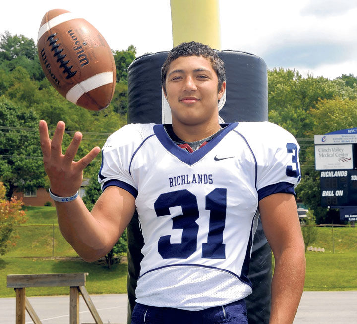 High school football preview: Saugerties faces huge challenge on