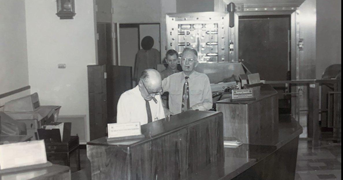 Success stories motivate at Fredonia Valley Bank News