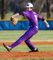 Lyons suffer loss by home run to Calloway