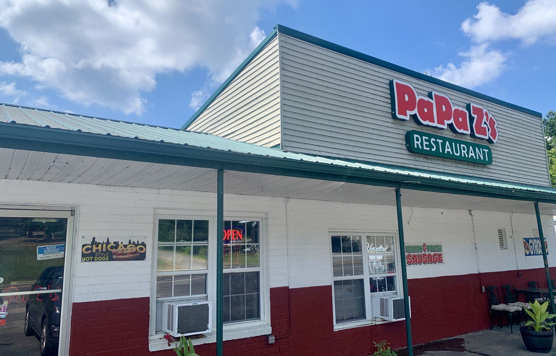 Papa Z's brings authentic Chicago-inspired foods to region