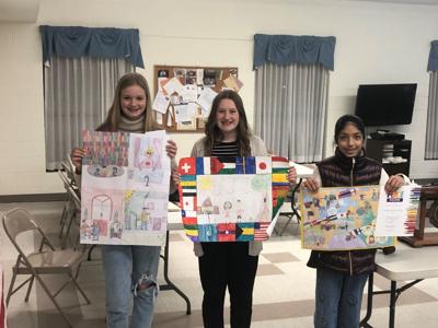 Winners of the Lion’s peace poster contest.