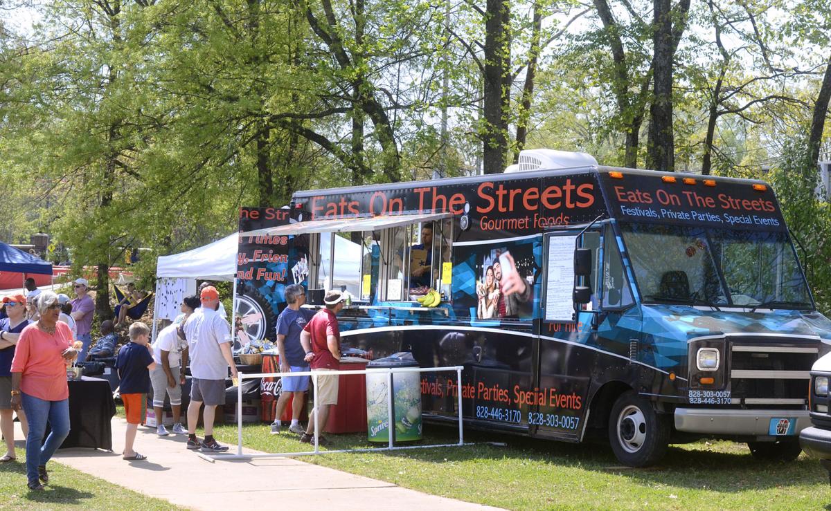 Gourmet kitchen on wheels, Eats on the Streets, rolls out in Hickory