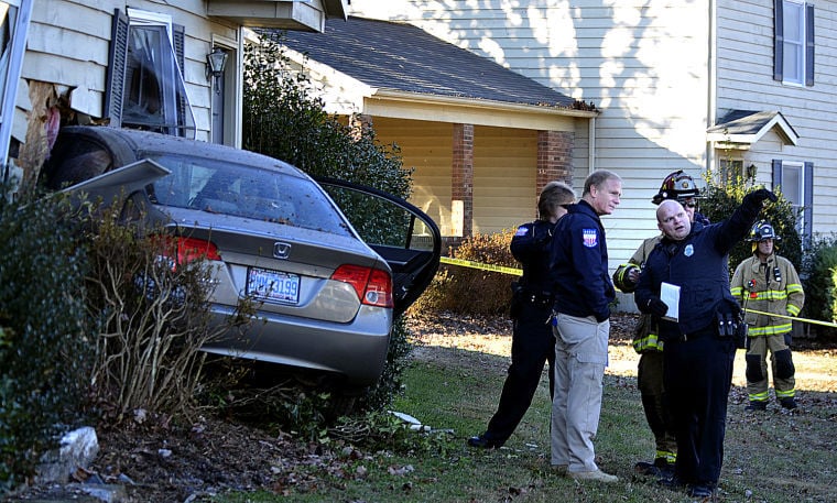 Car Slams Into Apartment Building News Hickoryrecord Drive In At Catawba Ridge