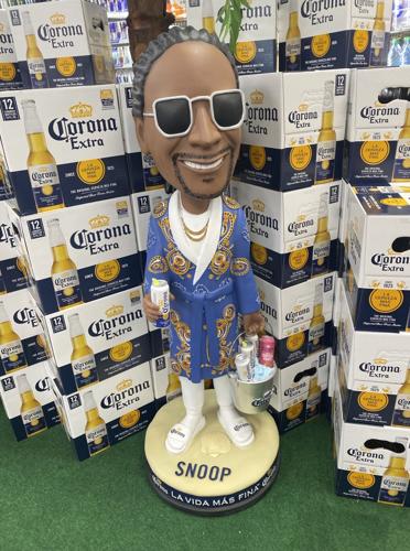 Snoop Dogg figurine