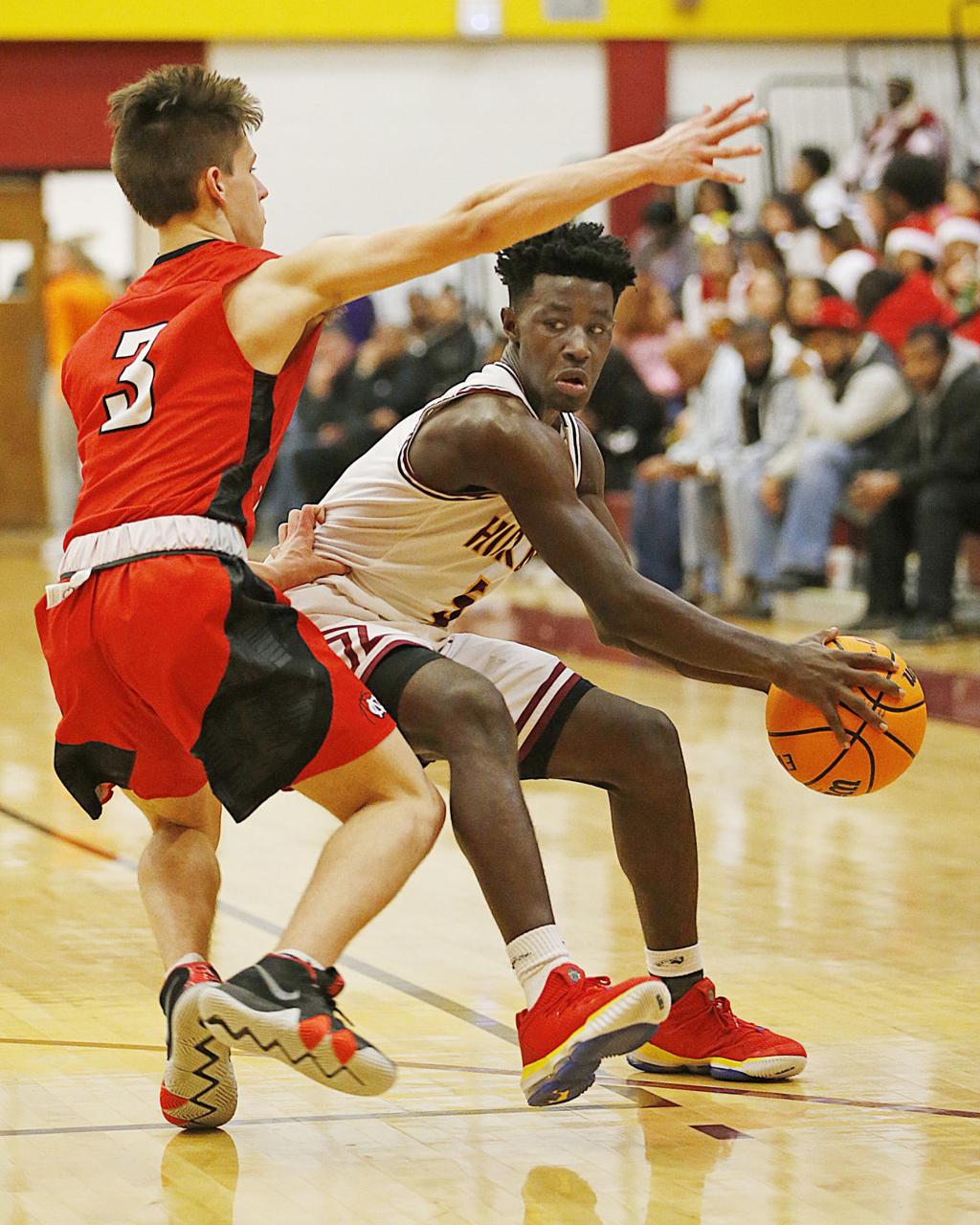 Basketball Playoffs Defense Minded Hickory Faces High Scoring