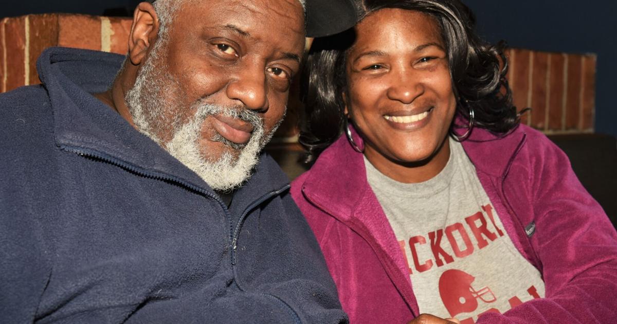 A trip to Kickback Jack's highlights this edition of Hoppin' Around ...