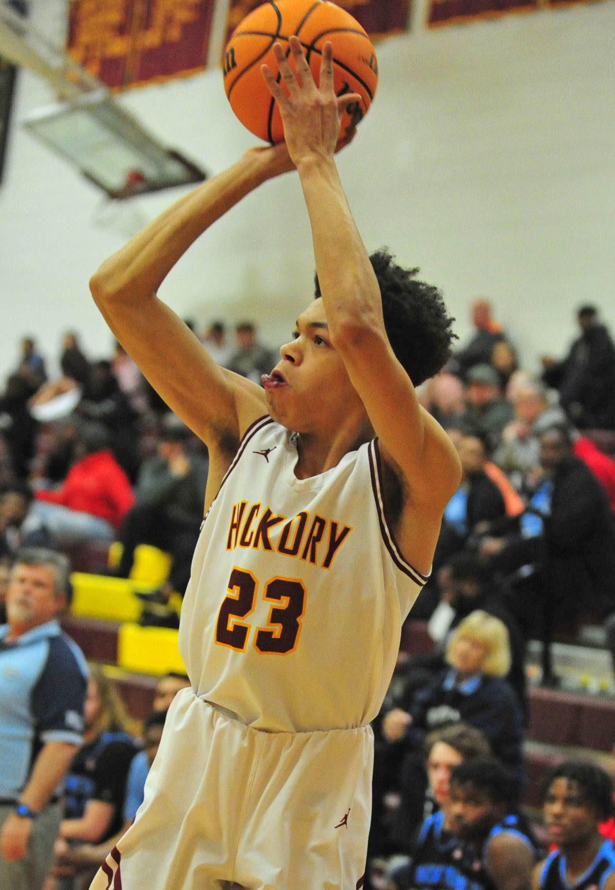 Inside Presence Hickory Girls Overwhelm Huss Behind Darden