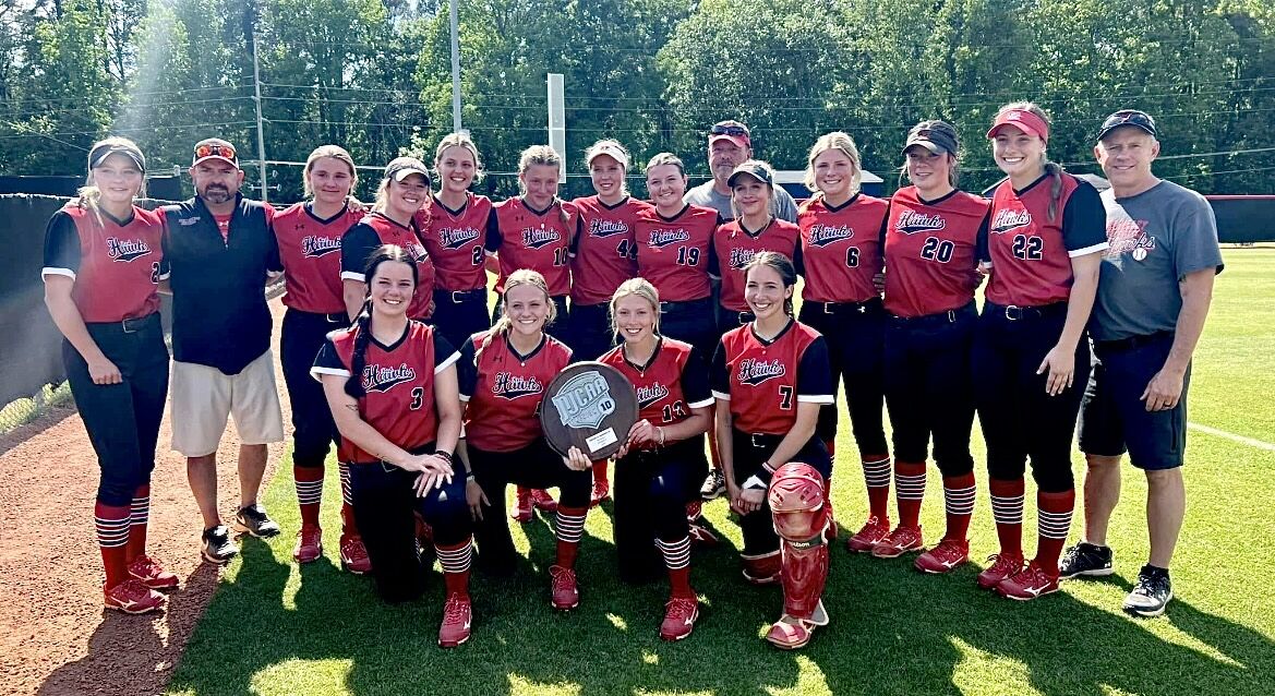 Hickory community college softball team wins trophy