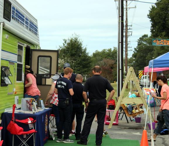 Claremont residents turn out for fall festival