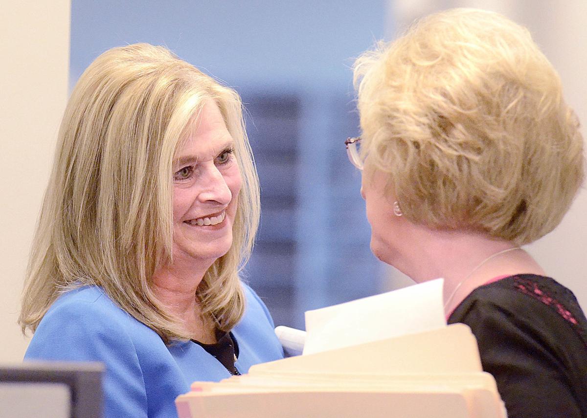 Clerk of Court Kim Sigmon: Provide great service operate as a team Clerk of Court Kim Sigmon: Provide great service operate as a team