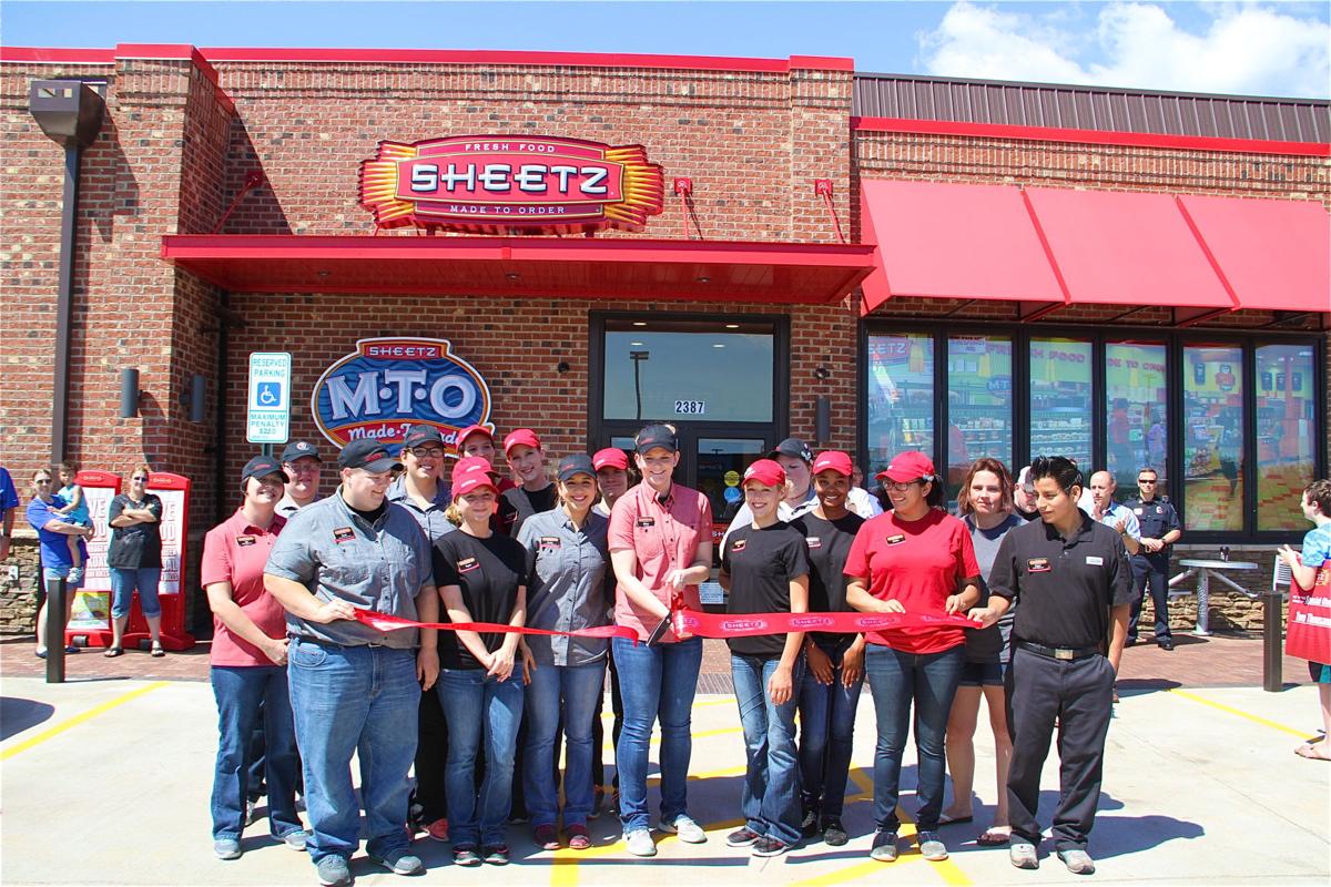 Sheetz opens 3rd store in Catawba County; first responders get free