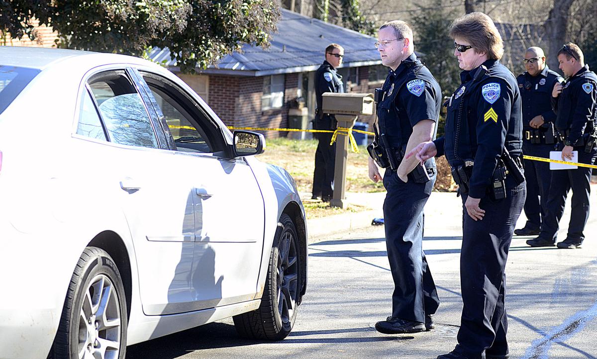 Hickory man suffers gunshot wound, drives to Fourth Street SE Crime