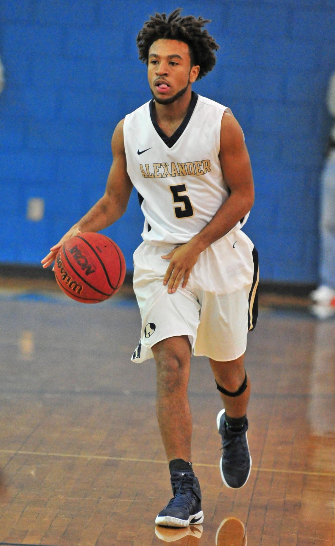 High School Basketball Alexander Central Boys Nip South Iredell