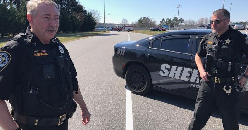 Bomb threat investigated at Jacobs Fork Middle School; student admitted Bomb threat investigated at Jacobs Fork Middle School; student admitted