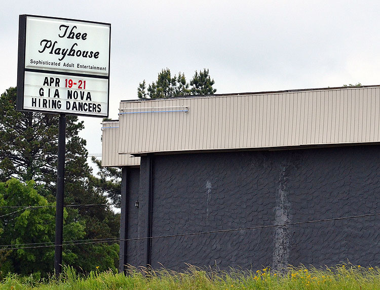 11 people charged with sex, drug offenses at Thee Playhouse in Hickory