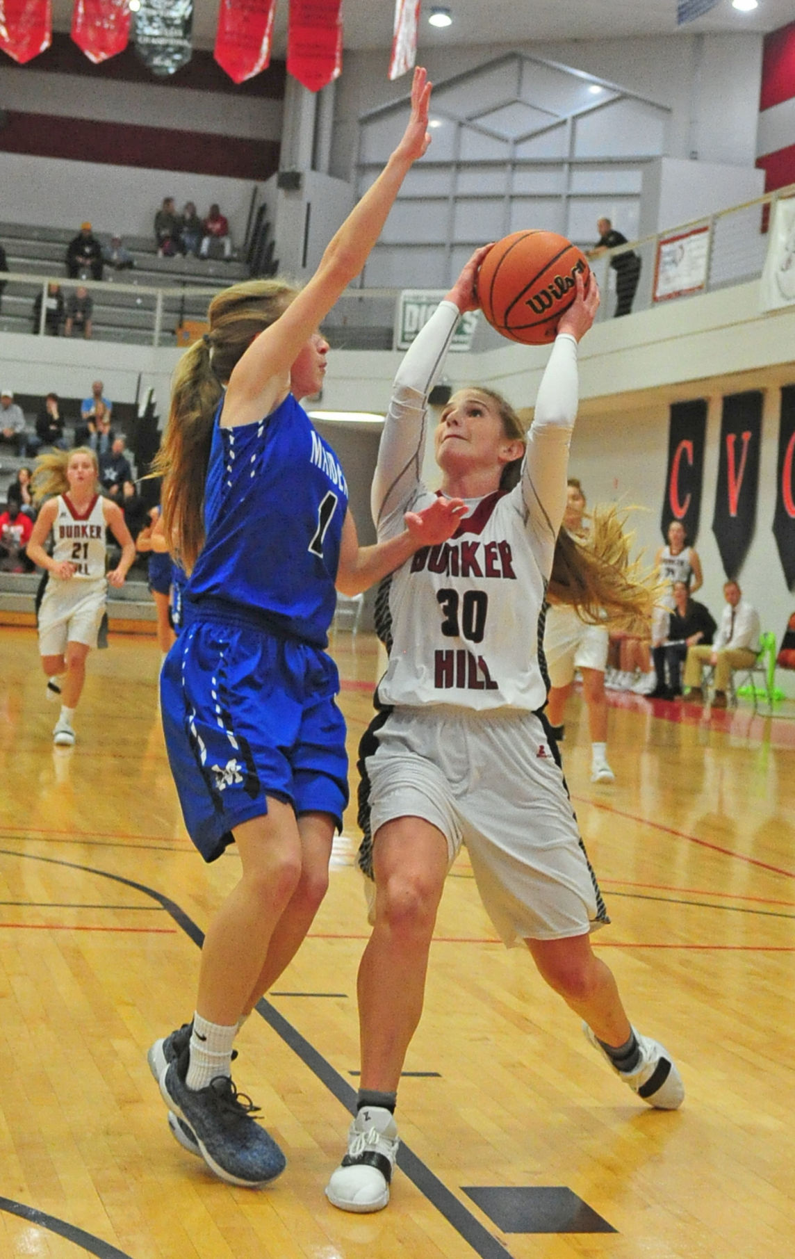 Prep Hoops Top Seeded Bunker Hill Downs Maiden In Opening Night