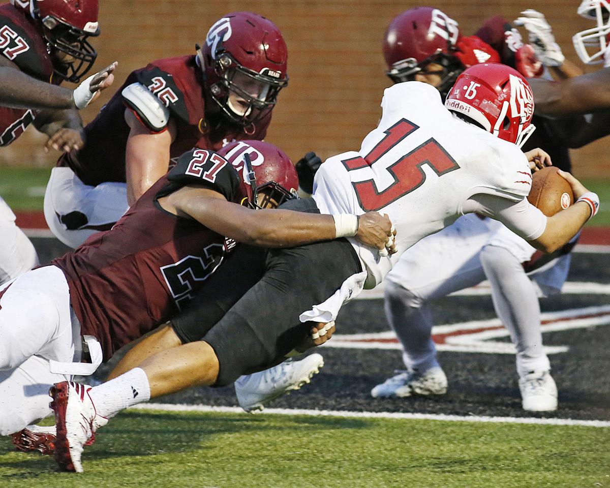 Lenoir Rhyne Drops Season Opener To West Alabama 46 7 News