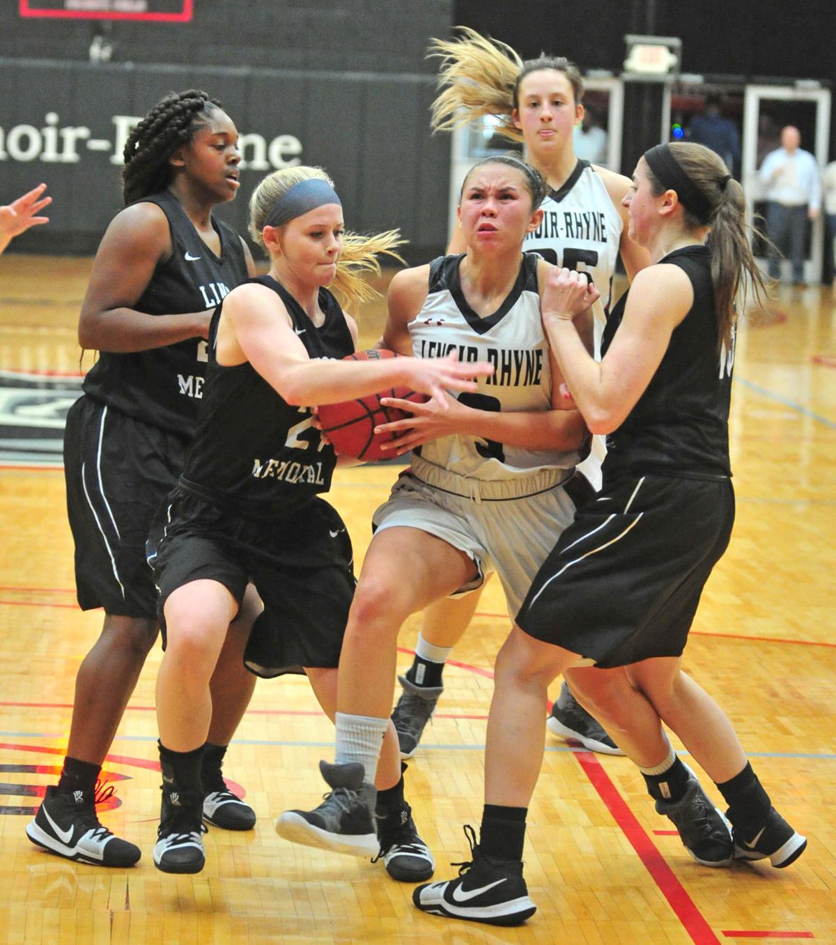 College Hoops Lenoir Rhyne Women Fall To Lincoln Memorial 72 58