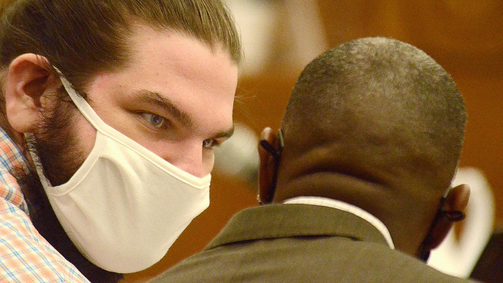 Murder suspect turns down plea deal; prepares for trial - Vimarsana News