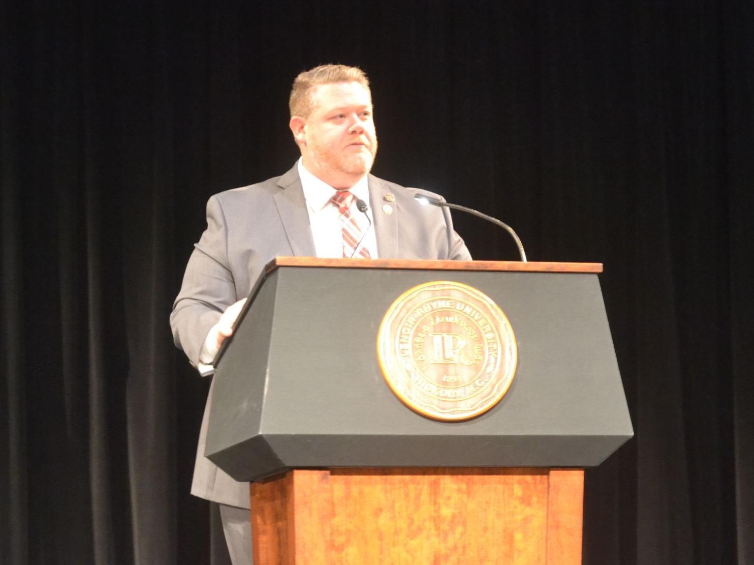 It S Bear Time Lenoir Rhyne Introduces Jacobs As School S 23rd