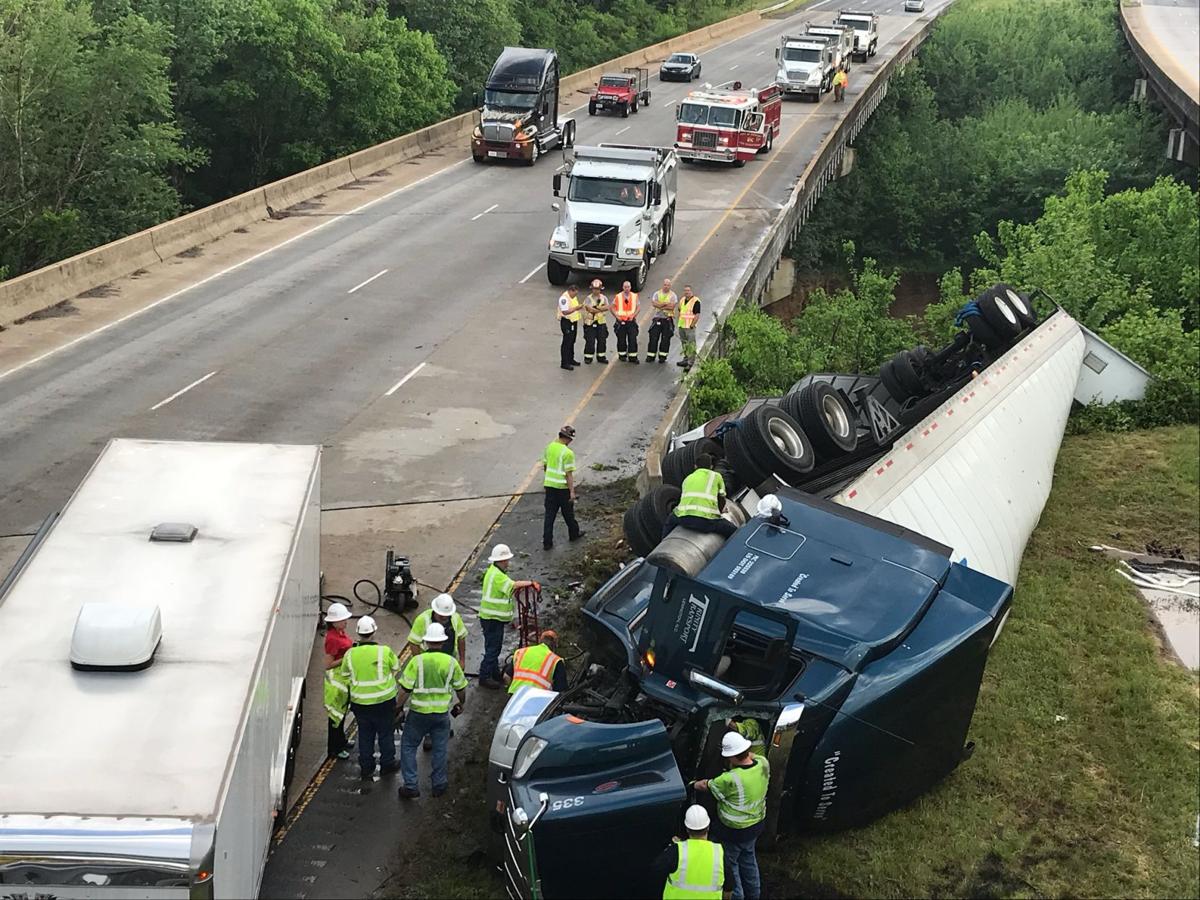 Wreck on U.S. 321 shuts down northbound lanes Local News