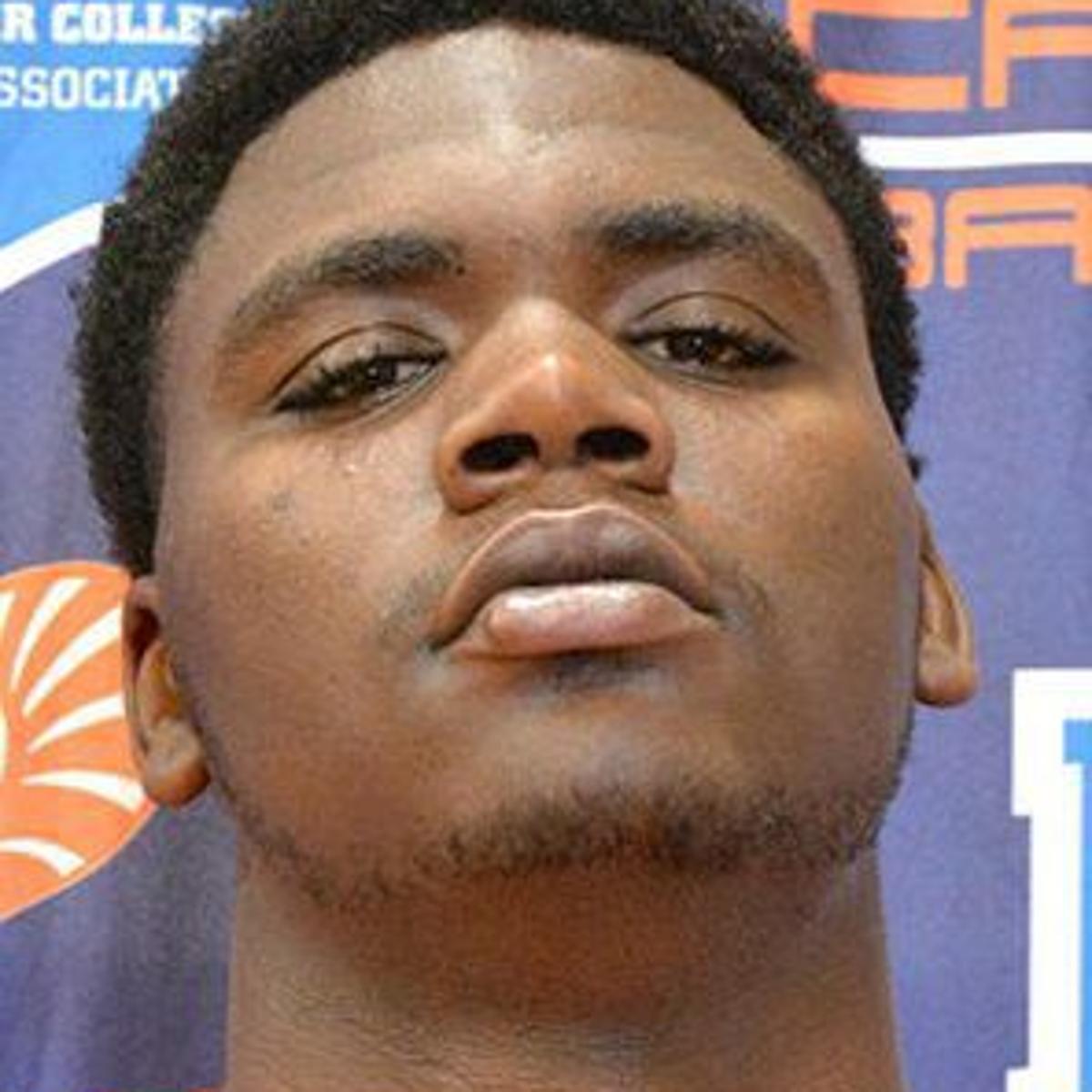 Mendehall Scores 20 As Caldwell Takes Down Richard Bland Hdr