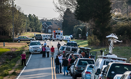 harrisburg standoff hickoryrecord denied concealed shooter permit barricaded suspect surrender negotiate tried neighbors independenttribune