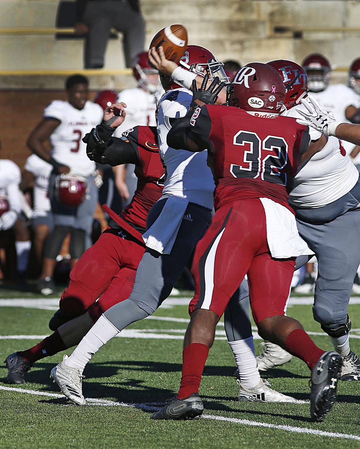 Lenoir Rhyne Football Forces Six Turnovers To Win First Ncaa Playoff Game Since 2013 College Hickoryrecord Com