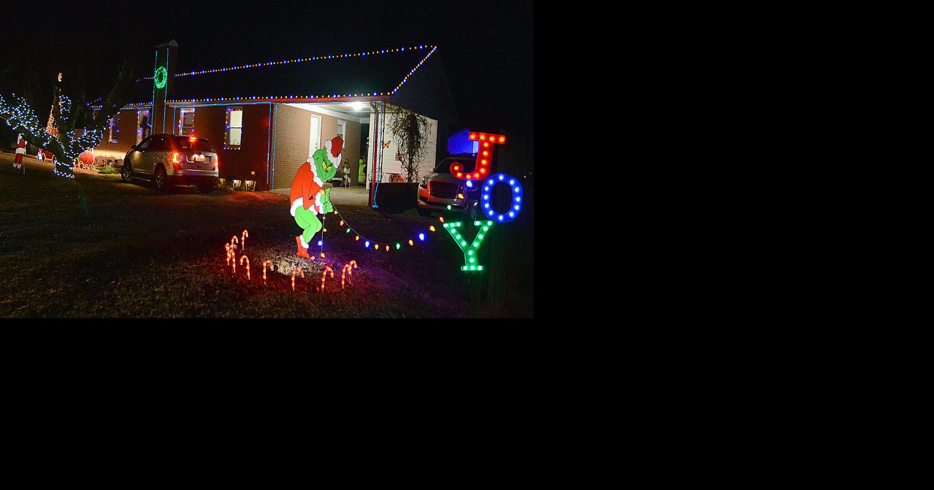 Christmas Cheer Take a look at 10 photos of festive decorations