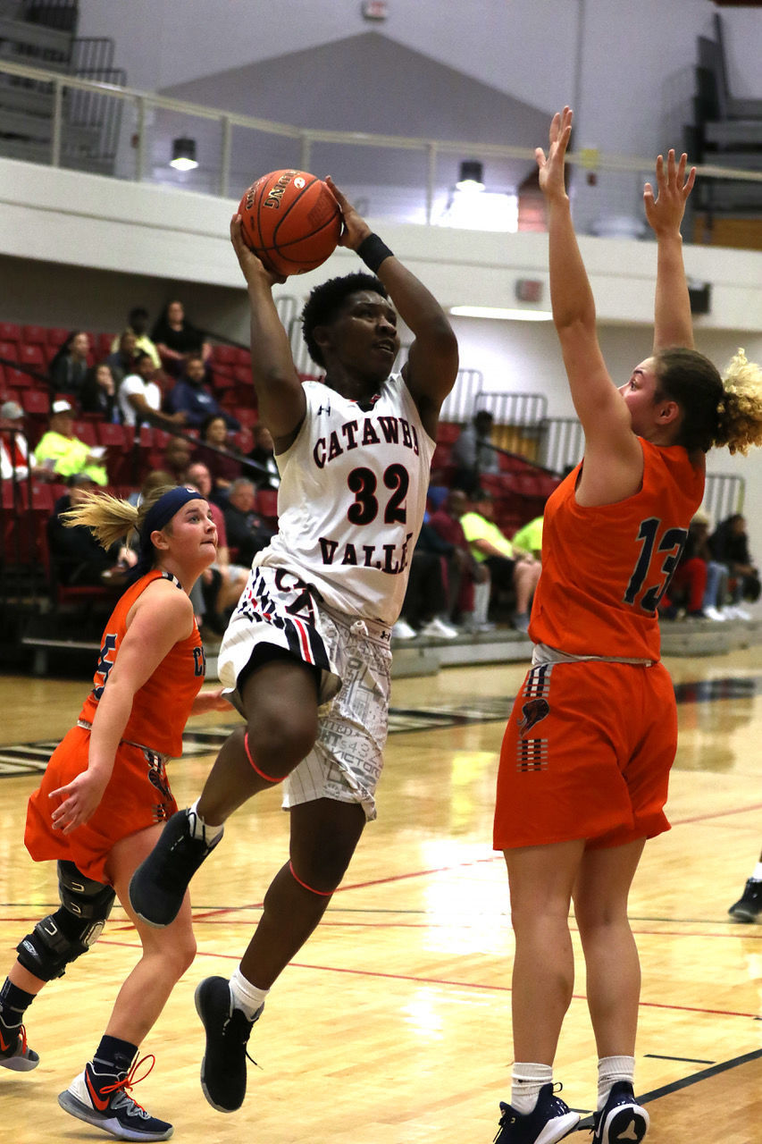 Cvcc S Chaplin Named Njcaa Player Of The Week Hdr