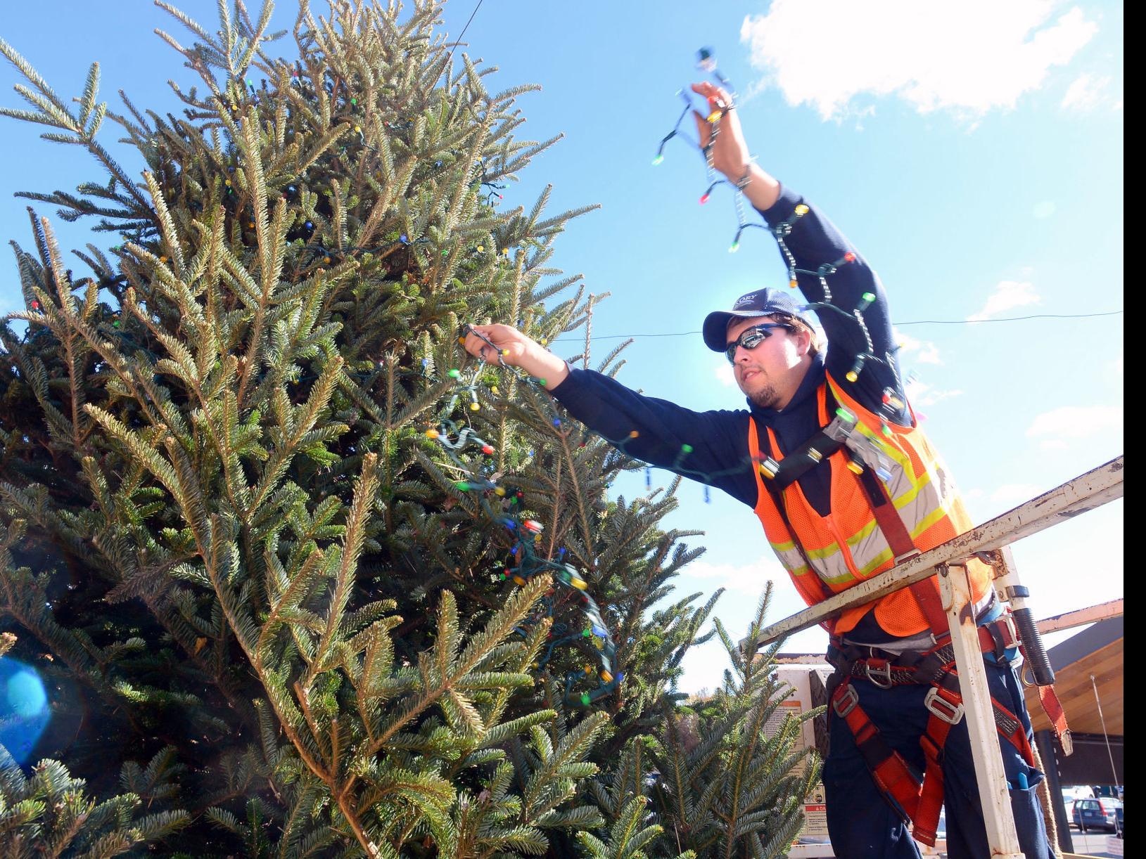 Downtown Hickory Prepares For Holidays Flair Hickoryrecord Com