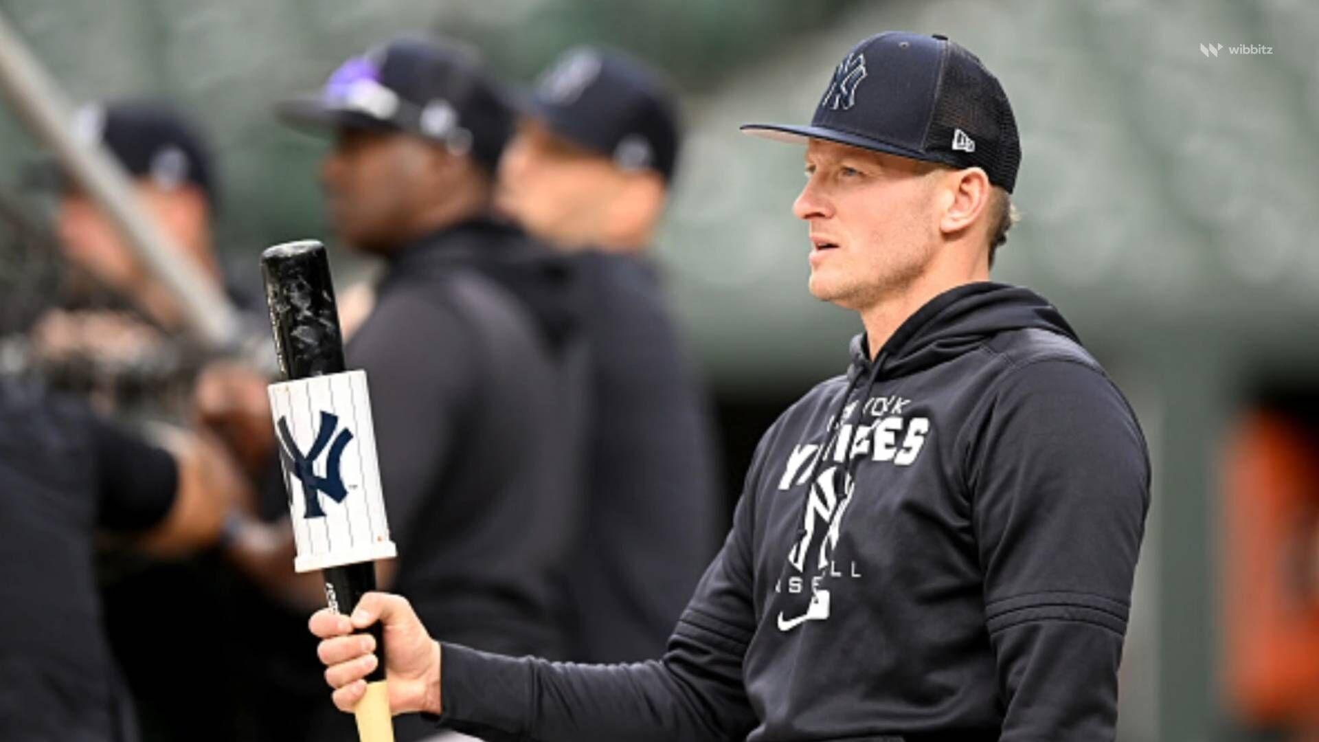 Josh Donaldson closes his Yankees chapter with a family picture in