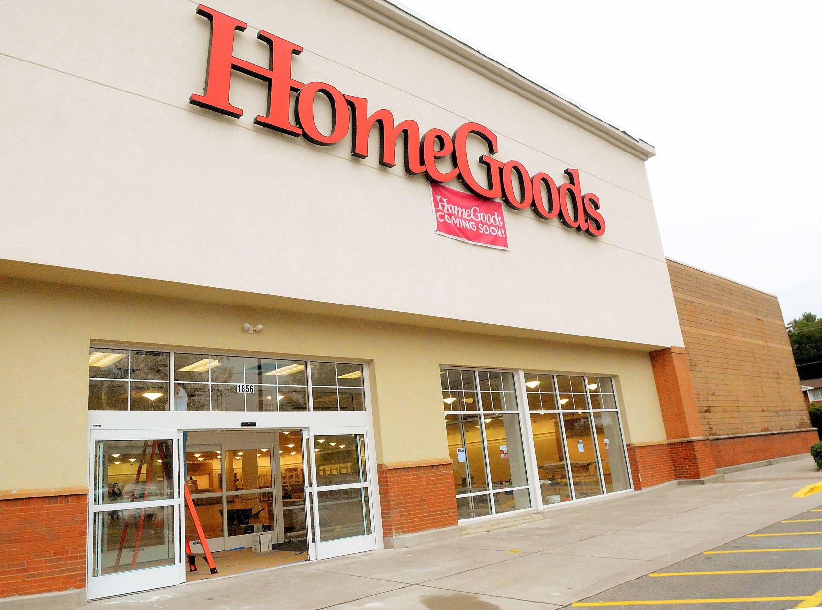 home goods store