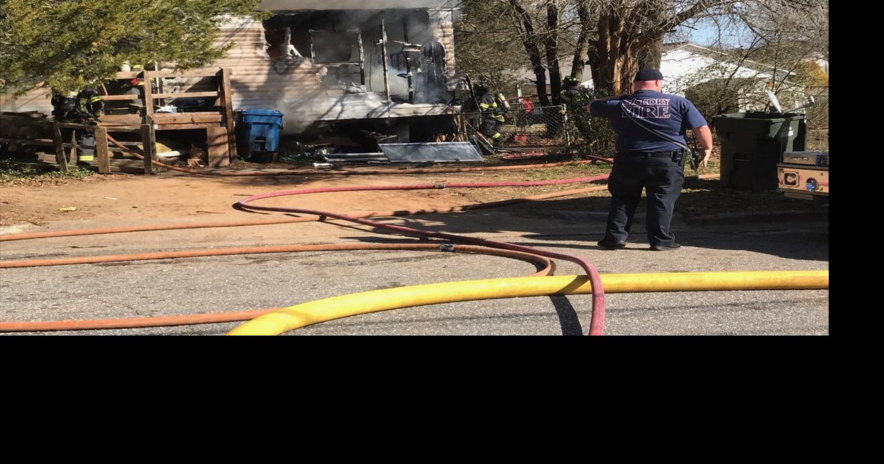 Pet dog dies in mobile home fire on 17th Street Drive NW in Hickory