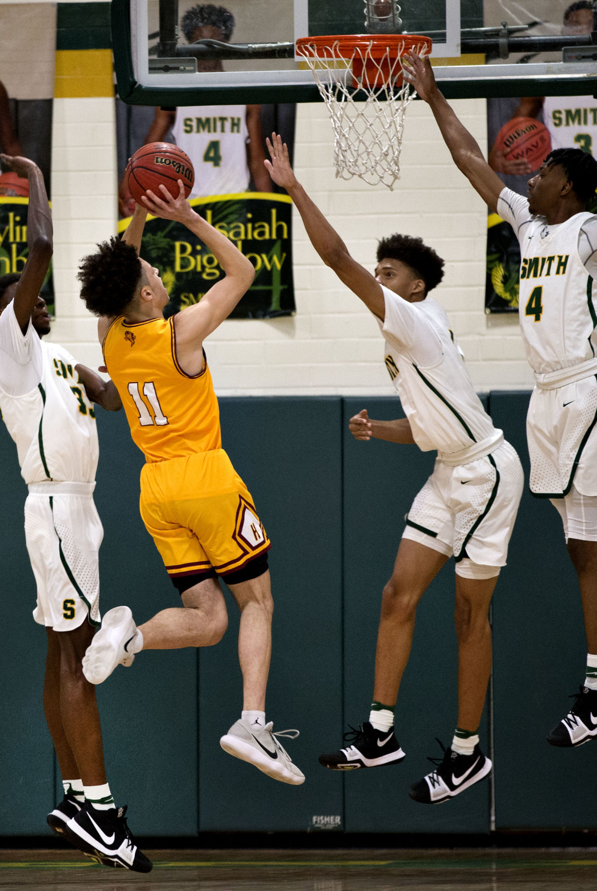 Prep Hoops Hickory S Season Ends In 4th Round At Smith High