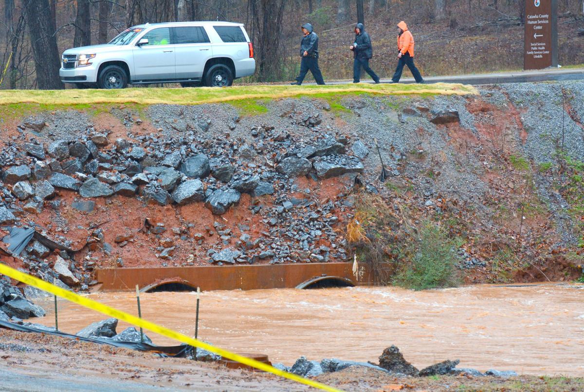 Apartments evacuated; fire vehicle gets caught in flood Hdr